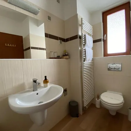 Lovag8 Apartment *